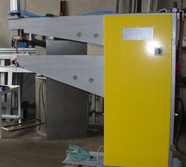 Zgrzewarka ZPS-80 o mocy P50% 80kVA - obrazek 3